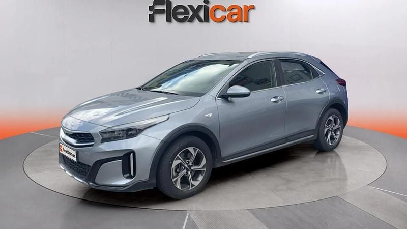 Usado Kia XCeed 160 HP (117 kW) 2023 Cinzento SUV