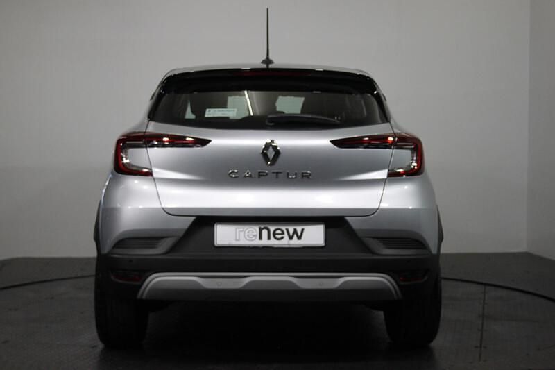 Usado Renault Captur Intens 90 CV (66 kW) 2022 Gris casiopea SUV
