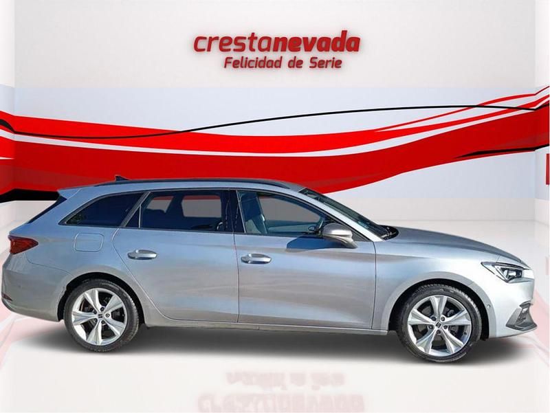 Usado Seat Leon Style 150 CV (110 kW) 2024 Gris Utilitario