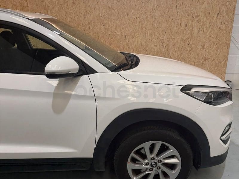 Usado Hyundai Tucson 132 HP (97 kW) 2018 Branco SUV