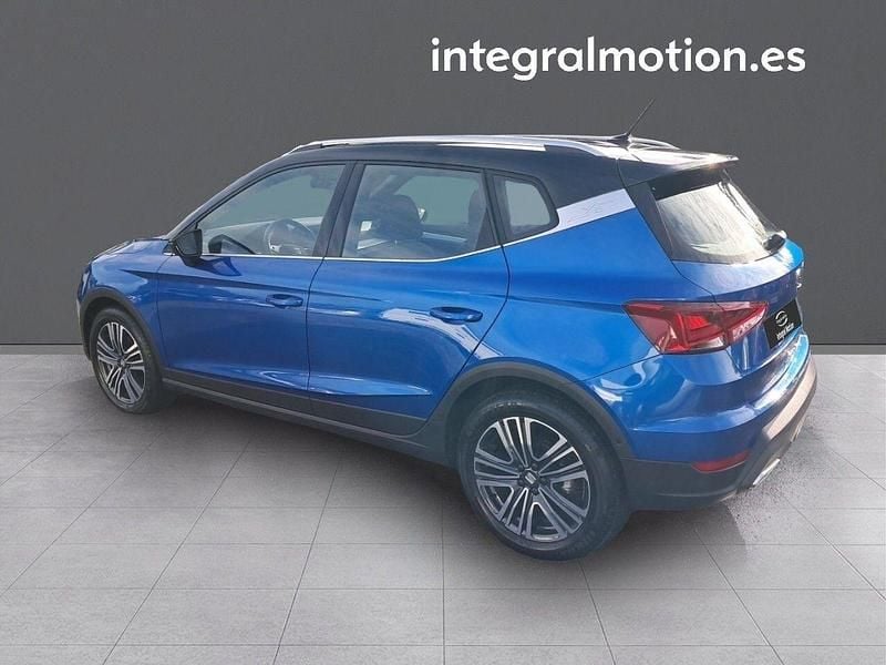 Usado Seat Arona FR 110 CV (80 kW) 2023 Azul SUV