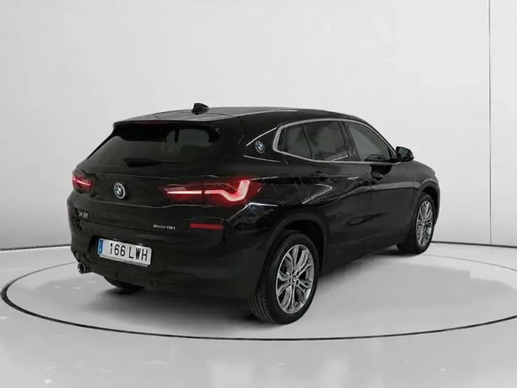 Usado BMW X2 Comfort Edition 140 CV (102 kW) 2022 Negro SUV