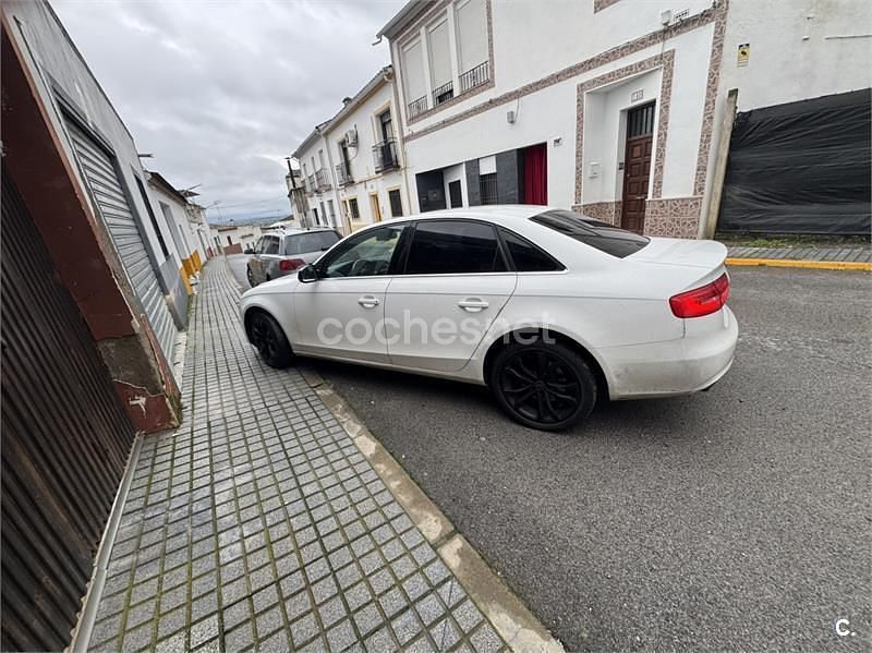 Usado Audi A4 143 CV (105 kW) 2013 Blanco Berlina