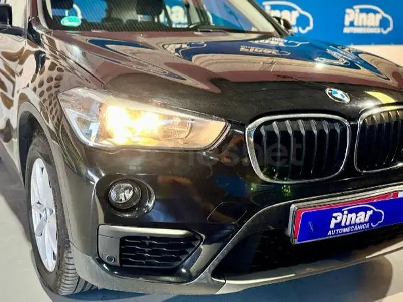 Usado BMW X1 Comfort Edition 136 CV (100 kW) 2017 Negro SUV