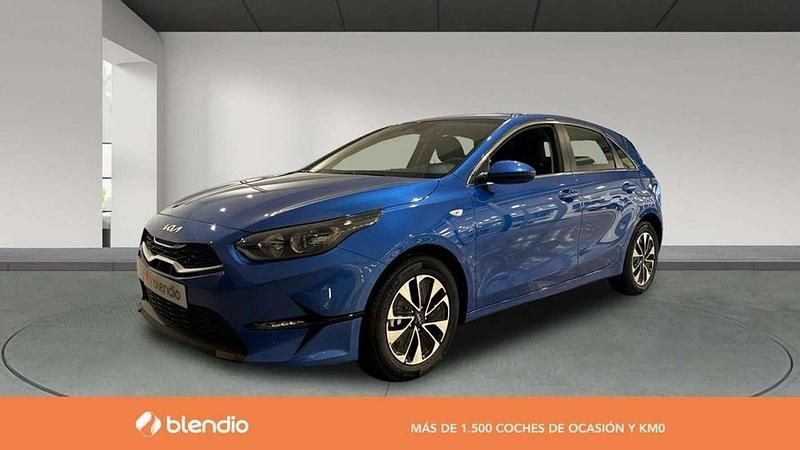 Azul Usado 2024 Kia Ceed Utilitario | 17.794 € (Precio justo) - Imagen 1/1