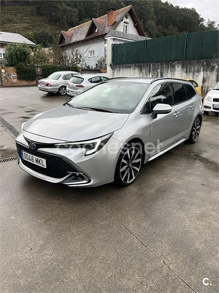 Gris / plata Usado 2023 Toyota Corolla Sport Familiar | 26.750 € (Un poco caro) - Imagen 1/4