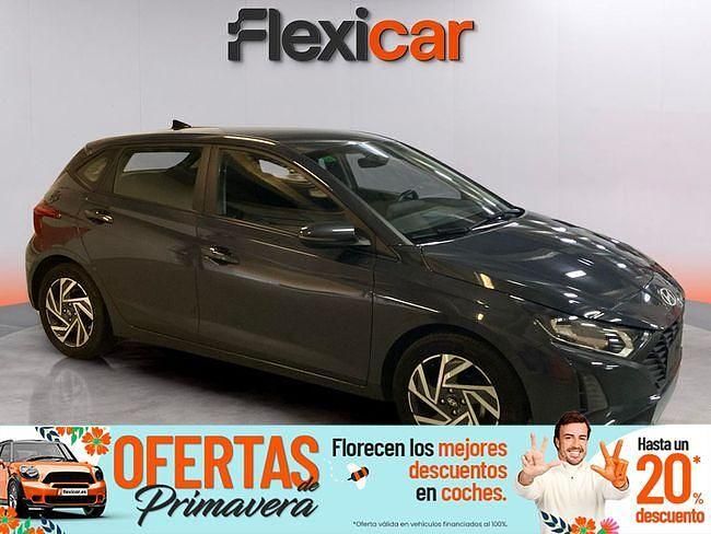 Usado Hyundai i20 84 CV (61 kW) 2024 Gris Utilitario