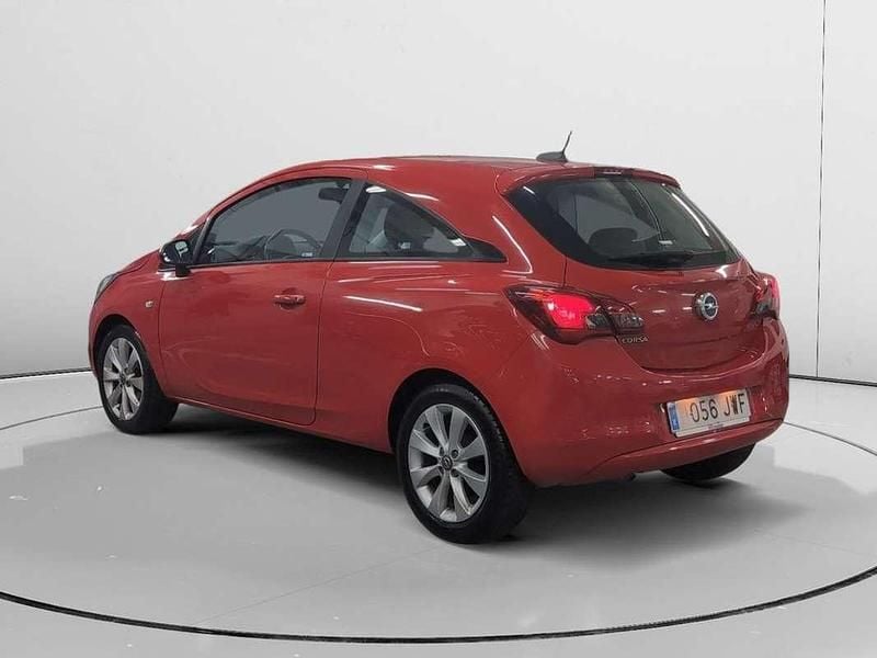 Usado Opel Corsa Selective 90 CV (66 kW) 2017 Rojo Utilitario