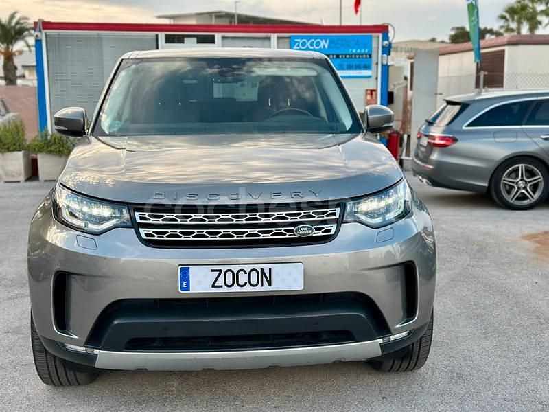 Usado Land Rover Discovery 5 HSE 240 CV (176 kW) 2018 Gris / plata SUV