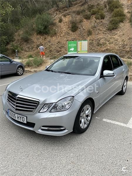 Gris / plata Usado 2011 Mercedes E220 Avantgarde Berlina | 13.900 € (Precio justo) - Imagen 1/4