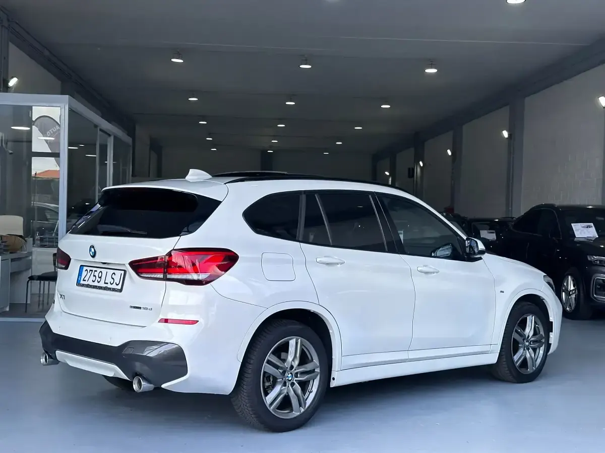 Usado BMW X1 150 CV (110 kW) 2021 Blanco SUV