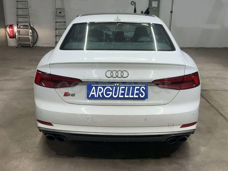Usado Audi S5 Ambiente 354 CV (260 kW) 2017 Blanco Coupe