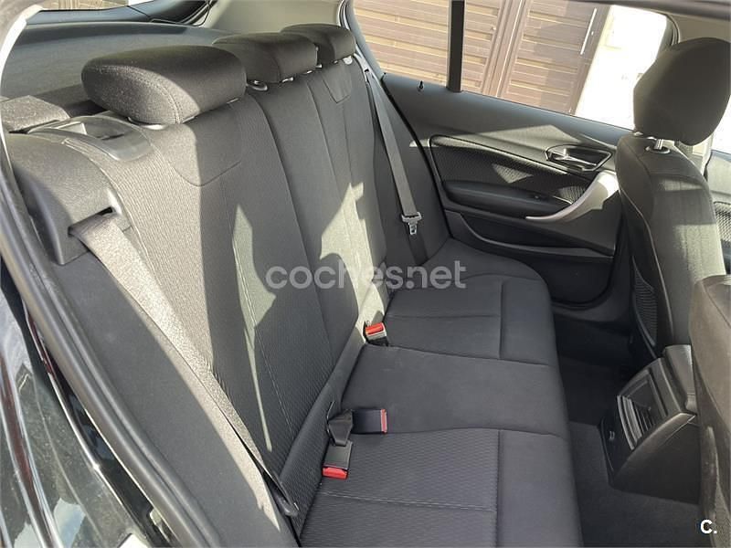 Usado BMW 116 109 CV (80 kW) 2017 Negro Utilitario