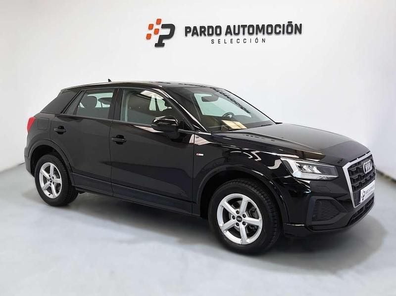 Usado Audi Q2 S-Line 116 CV (85 kW) 2022 Negro SUV