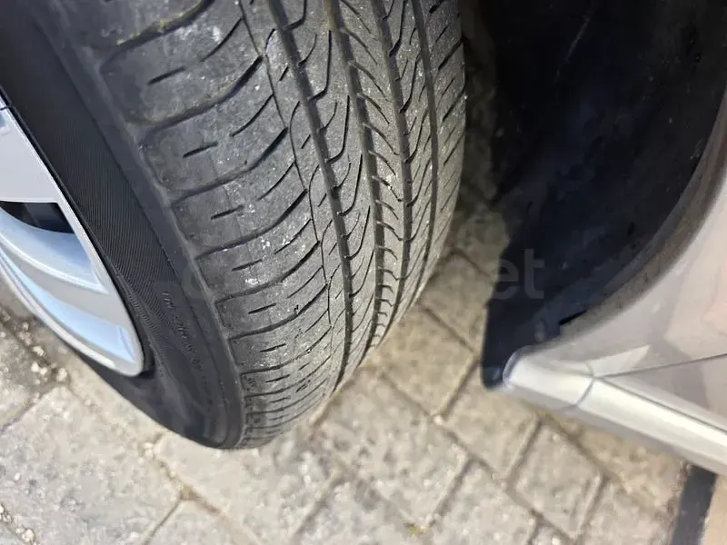 Usado Skoda Fabia Sport 101 CV (74 kW) 2004 Gris / plata Berlina