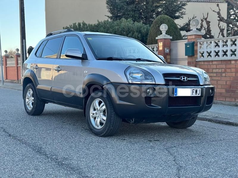 Gris / plata Usado 2007 Hyundai Tucson Comfort SUV | 5990 € (Precio justo) - Imagen 1/4
