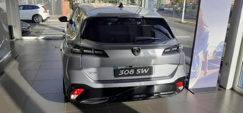 Usado Peugeot 308 Allure 131 CV (96 kW) 2023 Gris artense Familiar