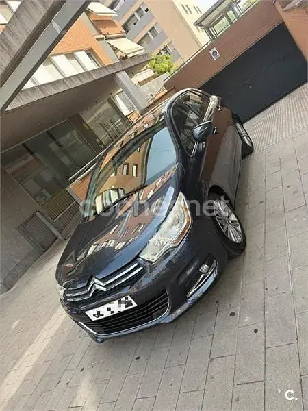 Usado Citroën C4 Business Class 92 CV (67 kW) 2011 Gris / plata Berlina