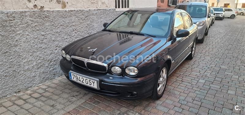 Negro Usado 2006 Jaguar X-type Executive Berlina | 6900 € (Caro) - Imagen 1/4