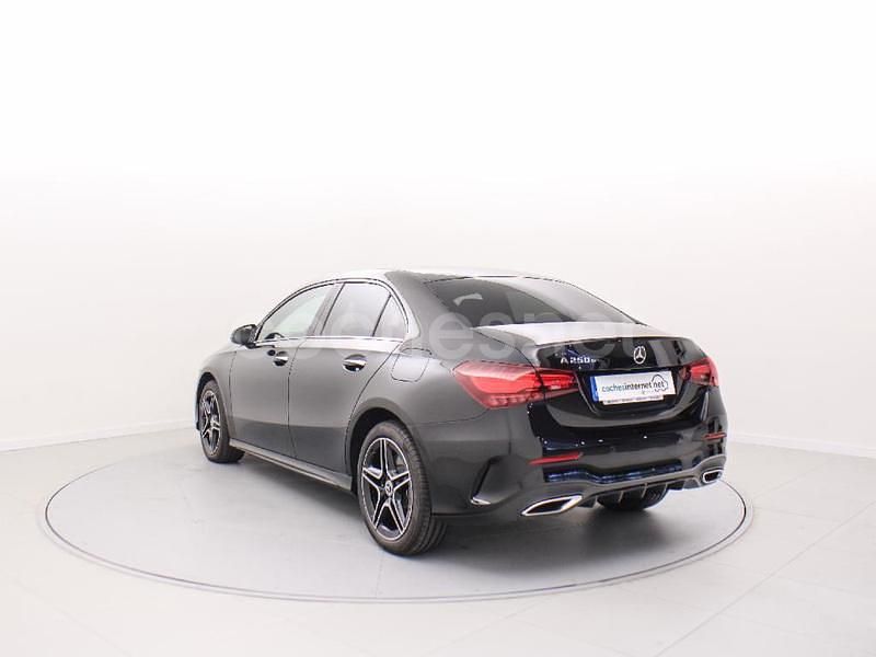 Nuevo Mercedes A250 218 CV (160 kW) 2025 Negro Berlina