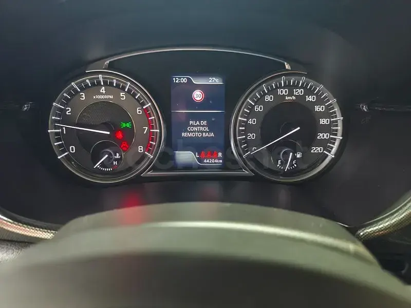 Usado Suzuki Vitara GLX 129 CV (94 kW) 2022 Blanco SUV
