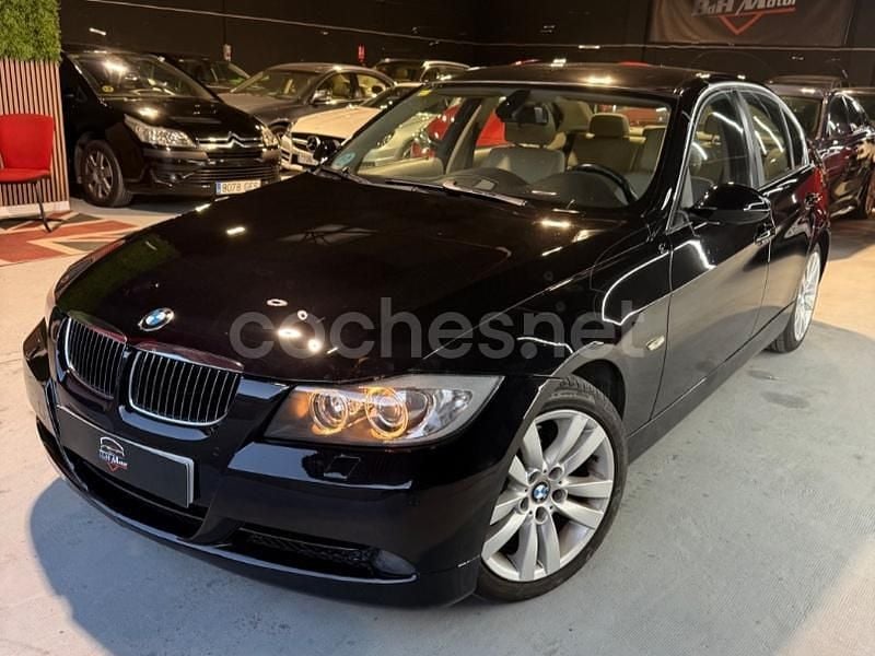 Usado BMW 325 Comfort Edition 218 CV (160 kW) 2008 Negro Berlina