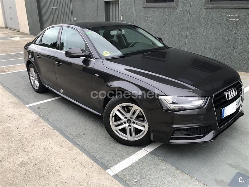 Usado Audi A4 S-Line 150 CV (110 kW) 2014 Gris / plata Berlina