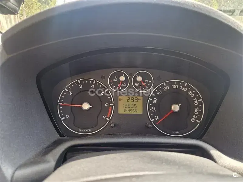 Usado Ford Fusion Ambiente 80 CV (58 kW) 2008 Negro Utilitario