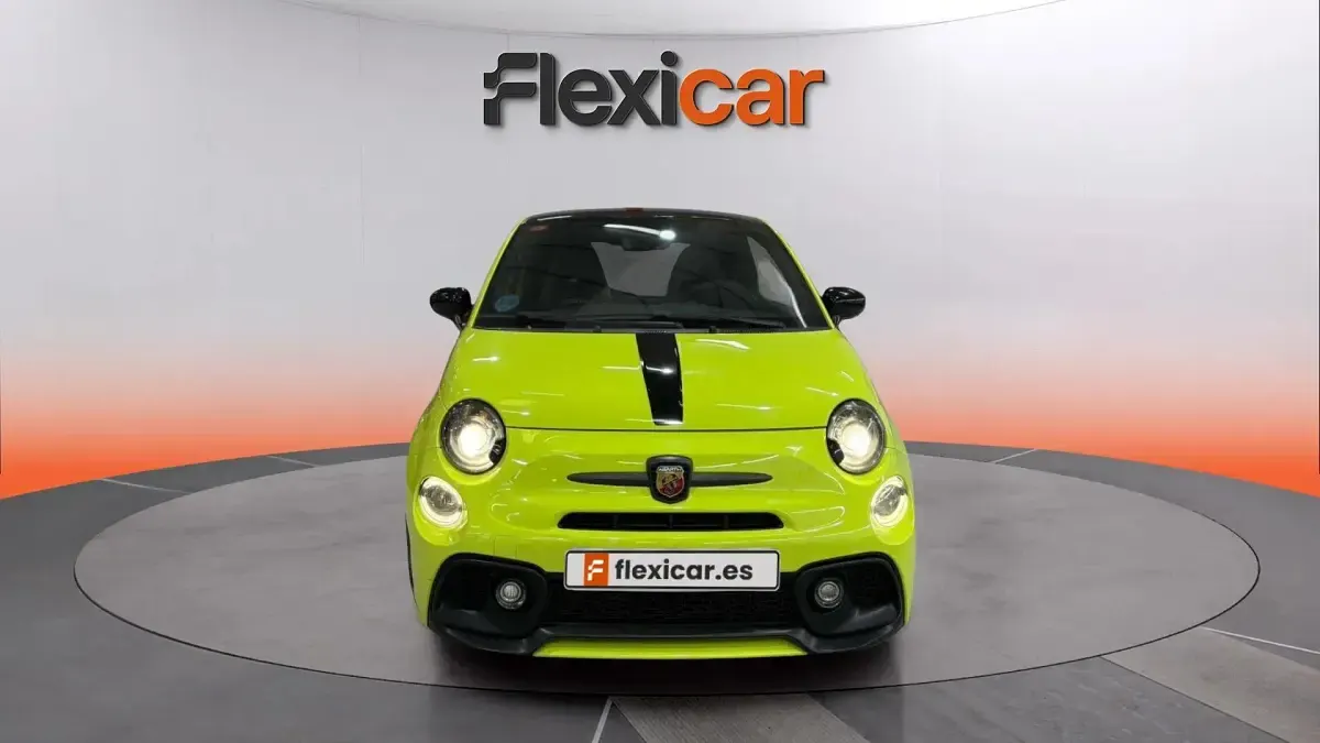 Usado Abarth 695 180 CV (132 kW) 2019 Verde Utilitario