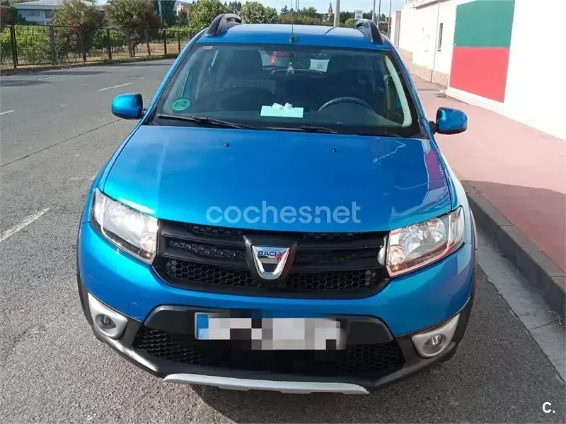 Usado Dacia Sandero Stepway 90 CV (66 kW) 2016 Azul Berlina