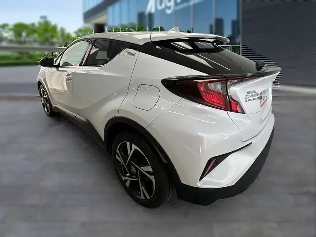 Usado Toyota C-HR+ Advance 98 CV (72 kW) 2022 Blanco SUV