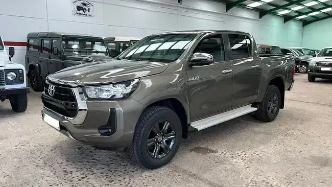 Używany Toyota HiLux Plus 151 KM (111 kW) 2023 Pickup