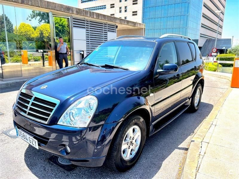 Azul Usado 2010 Ssangyong Rexton II SUV | 5999 € (Super precio) - Imagen 1/4