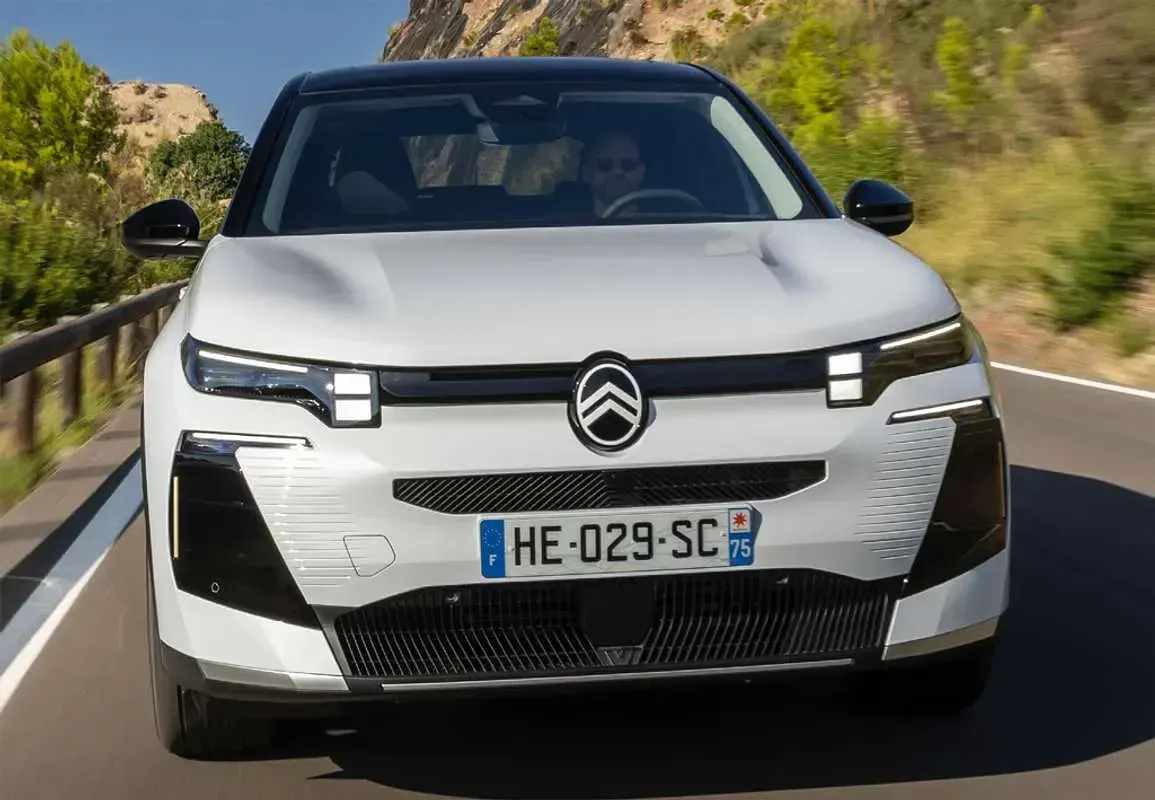 Usado Citroën C5 Aircross PureTech 131 CV (96 kW) 2024 Blanco SUV