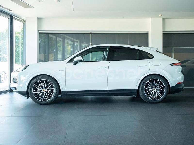 Usado Porsche Cayenne 470 CV (345 kW) 2025 Blanco SUV