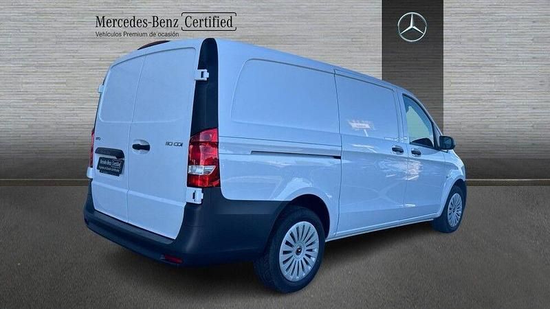 Usado Mercedes Vito 102 CV (75 kW) 2025 Blanco Van
