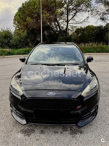 Usado Ford Focus ST 185 CV (136 kW) 2015 Negro Familiar