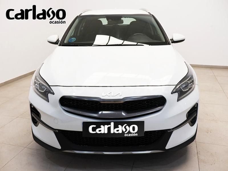 Usado Kia XCeed 136 CV (100 kW) 2022 Blanco SUV