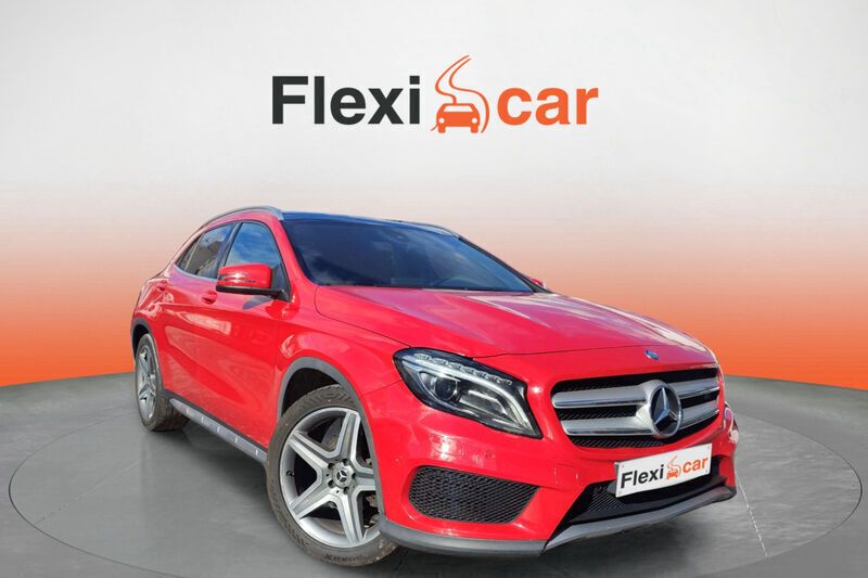 Rojo Usado 2017 Mercedes GLA200 AMG line SUV | 17.690 € (Super precio) - Imagen 1/4