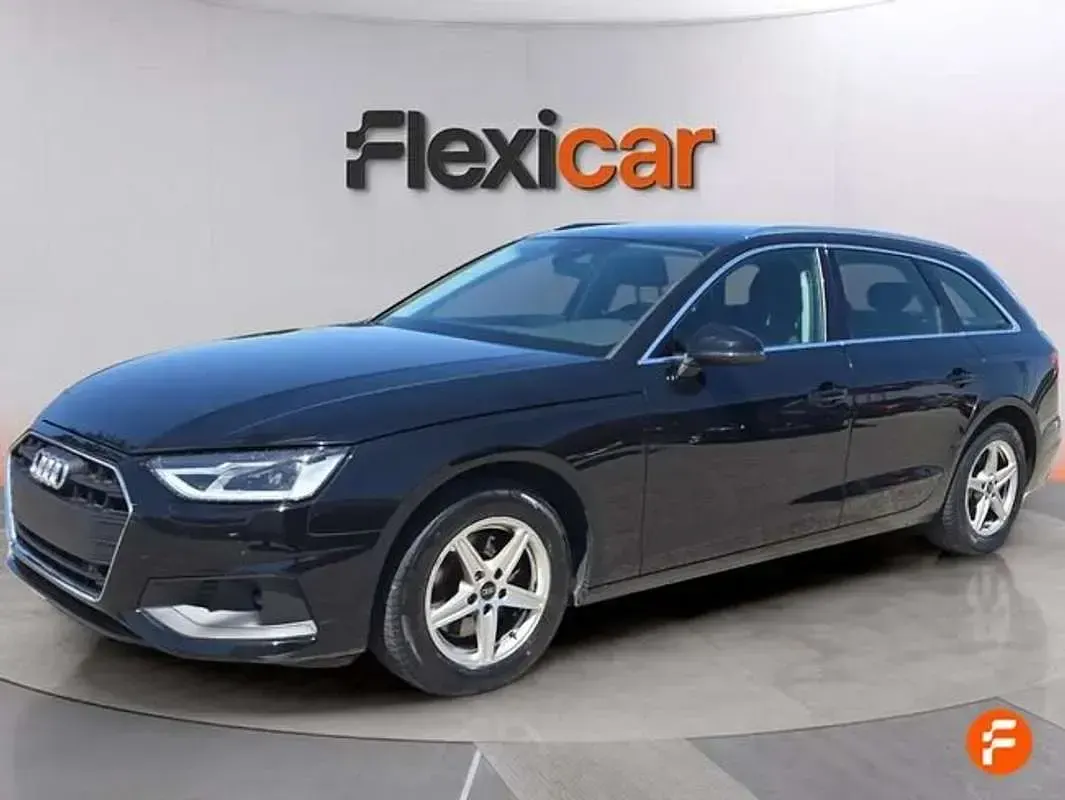 Usado Audi A4 Advanced Plus 150 CV (110 kW) 2023 Negro Familiar