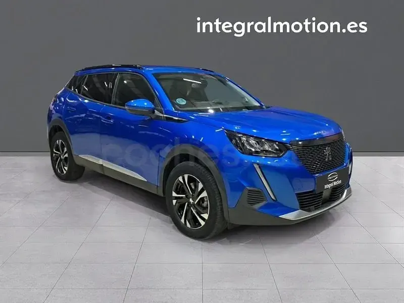 Usado Peugeot 2008 Allure 130 CV (95 kW) 2021 Azul SUV