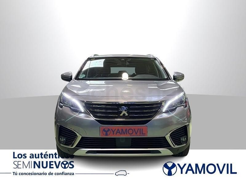 Usado Peugeot 5008 Allure 130 CV (95 kW) 2019 Gris / plata SUV