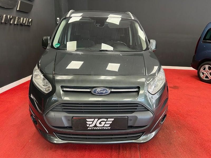 Usado Ford Tourneo Connect Titanium 120 CV (88 kW) 2017 Gris / plata Monovolumen