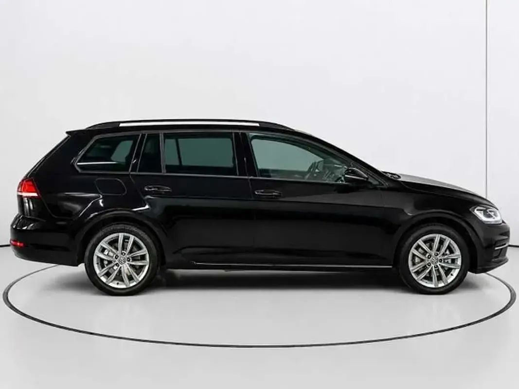 Usado VW Golf VII Advance 116 HP (85 kW) 2019 Preto Citadino