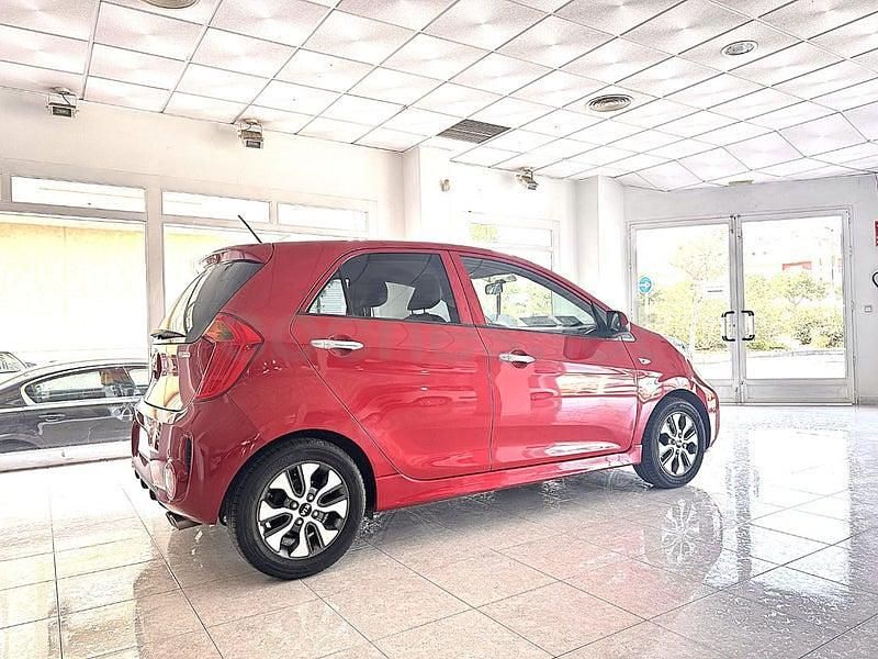 Usado Kia Picanto 86 CV (63 kW) 2016 Rojo Utilitario