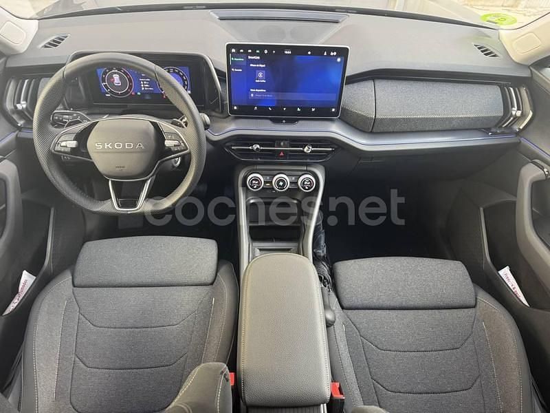 Usado Skoda Kodiaq Selection 150 CV (110 kW) 2025 Gris SUV