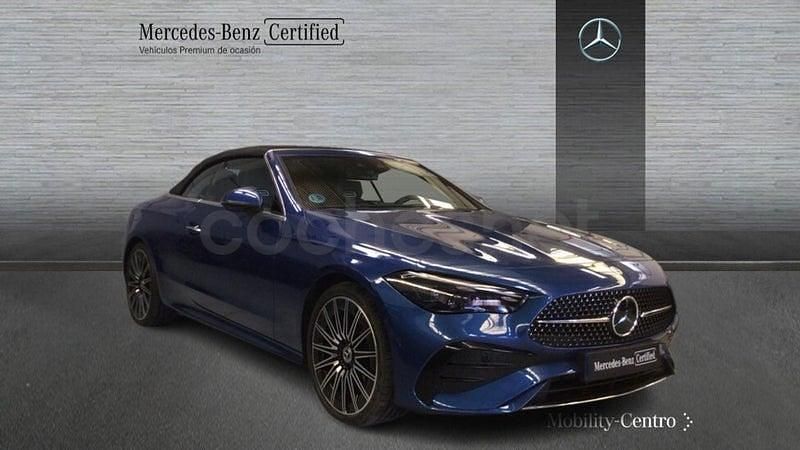 Usado Mercedes CLE300 AMG Line Premium Plus 258 CV (189 kW) 2024 Spektral blue  metallic paint Descapotable