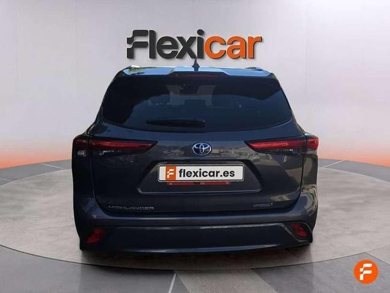 Usado Toyota Highlander Advance 246 CV (180 kW) 2022 Gris SUV