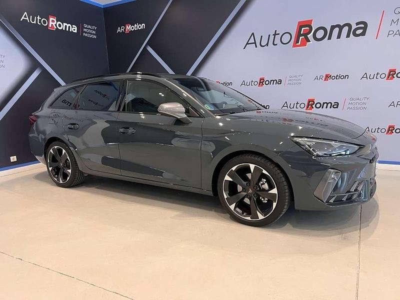 Usado Cupra Leon 150 CV (110 kW) 2025 Gris Familiar