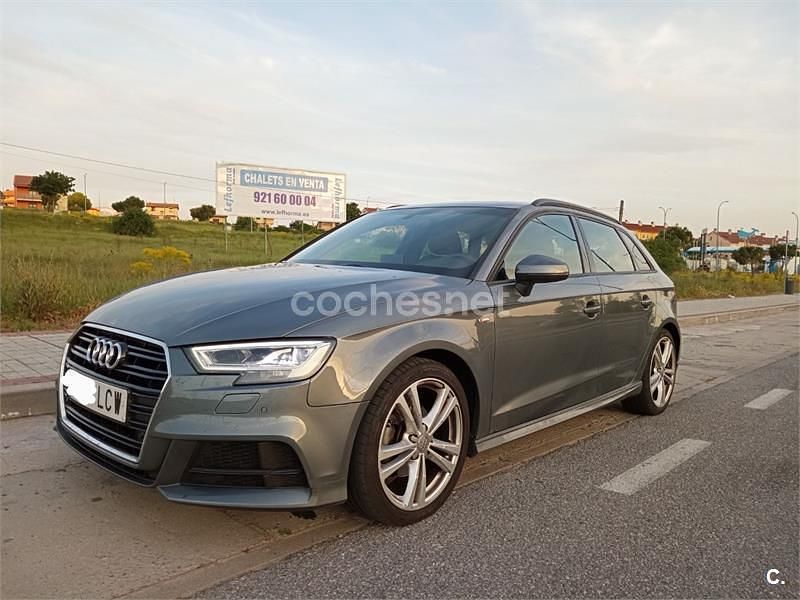 Gris / plata Usado 2019 Audi A3 Sportback S-Line Berlina | 19.250 € (Super precio) - Imagen 1/4